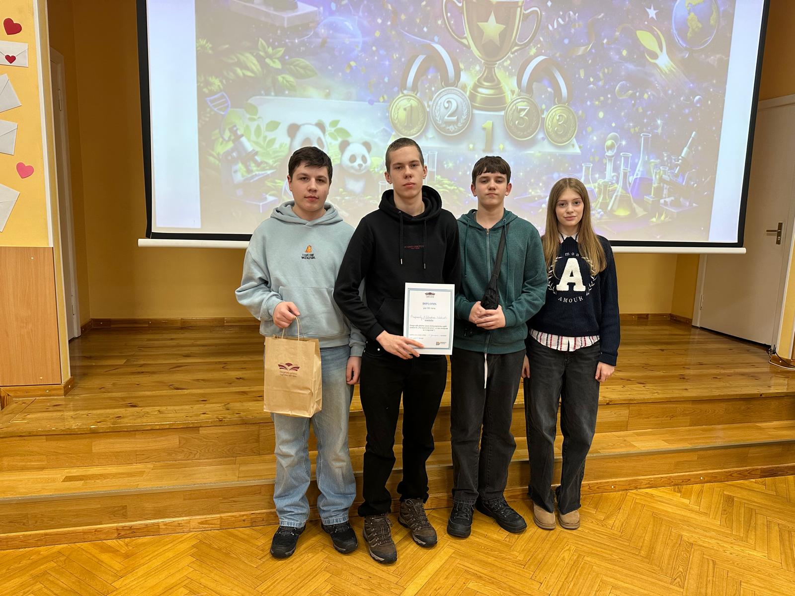 3.VIETA PILSĒTAS DABASZINĪBU KONKURSĀ